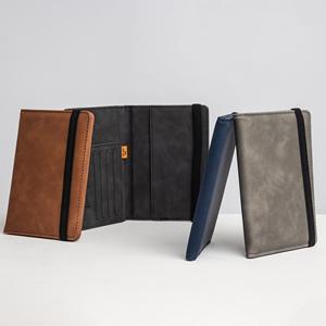 Porta-Passaportes em Couro Sintético